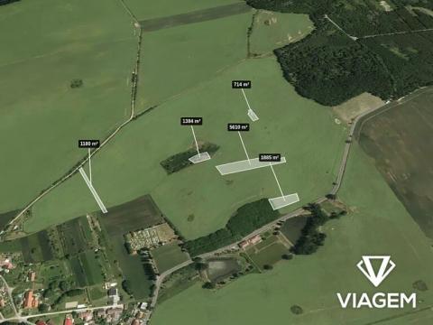 Prodej podílu pole, Hostim, 1197 m2