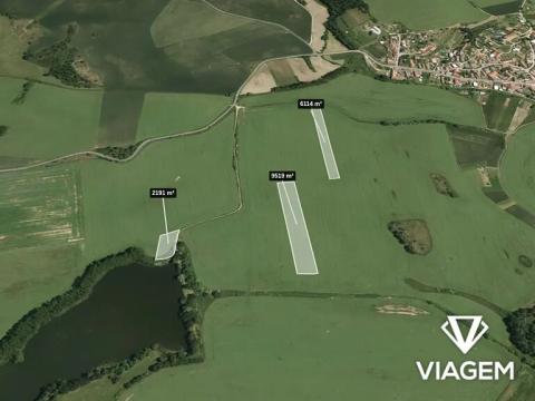 Prodej podílu pole, Hostim, 1980 m2