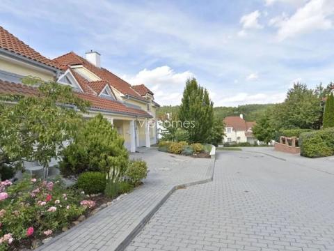 Pronájem vily, Praha - Nebušice, K vinicím, 288 m2