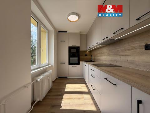 Prodej bytu 4+kk, Karviná - Hranice, Slovenská, 67 m2