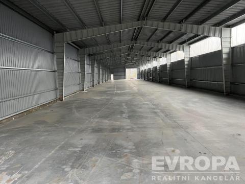 Pronájem skladu, Děčín, okres děčín, 840 m2