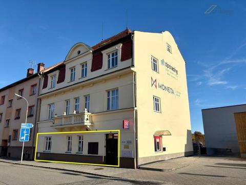 Pronájem kanceláře, Kaplice, Linecká, 100 m2