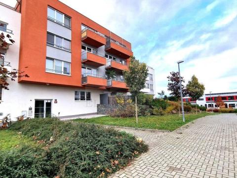 Pronájem bytu 2+kk, Praha - Letňany, Hlučkova, 59 m2