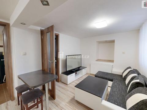 Pronájem bytu 2+kk, Vítkov, Hřbitovní, 26 m2