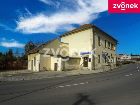 Prodej komerční nemovitosti, Chropyně, 800 m2