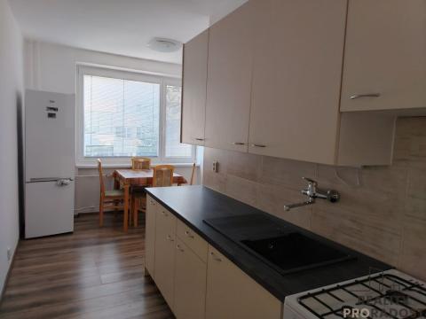 Pronájem bytu 2+1, Znojmo, Pražská, 51 m2