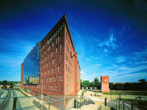 Pronájem kanceláře, Praha - Karlín, Karolinská, 2603 m2