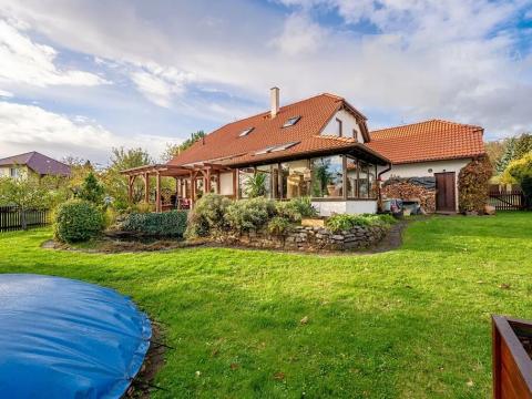 Prodej rodinného domu, Říčany, Mezihorní, 198 m2