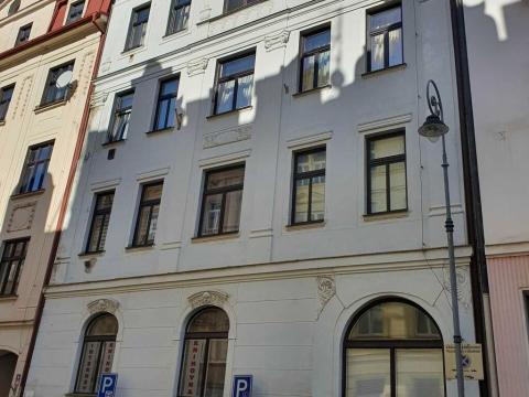 Pronájem bytu 3+1, Karlovy Vary, Raisova, 100 m2