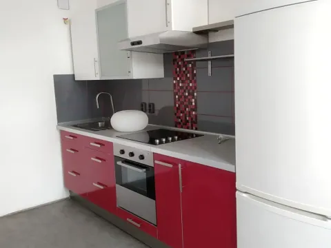 Pronájem bytu 2+1, Praha - Smíchov, Grafická, 57 m2