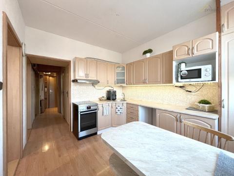 Prodej bytu 3+1, Kaplice, 1. máje, 61 m2