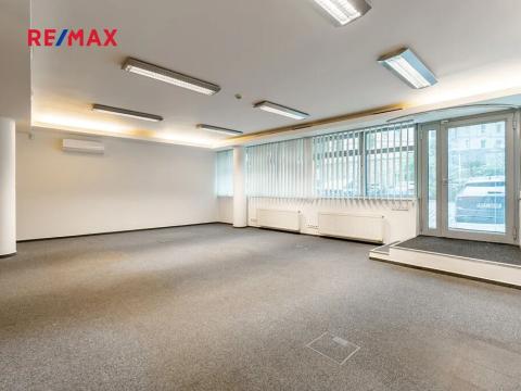 Pronájem kanceláře, Praha - Smíchov, Kováků, 103 m2