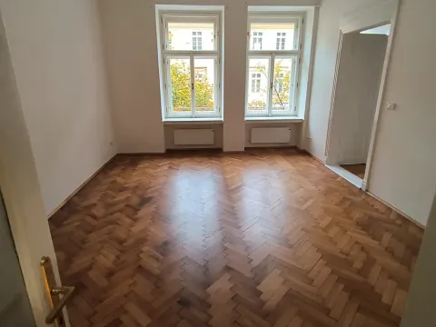 Pronájem bytu 2+1, Praha - Nové Město, Lípová, 63 m2