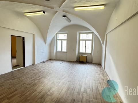 Pronájem kanceláře, Prachatice, Velké náměstí, 200 m2