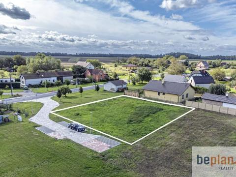 Prodej pozemku pro bydlení, Plužná, 1067 m2