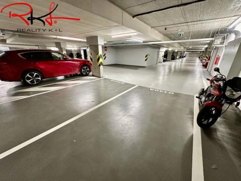 Pronájem garáže, Praha, U Pergamenky, 16 m2