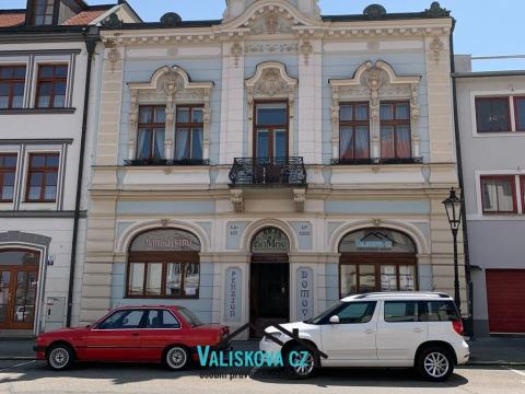 Pronájem bytu 1+kk, Kroměříž, Riegrovo náměstí, 25 m2