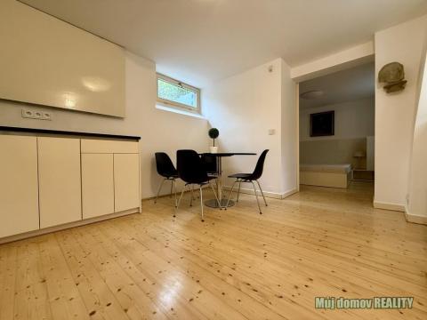 Pronájem bytu 2+1, Praha - Hradčany, Nový Svět, 60 m2