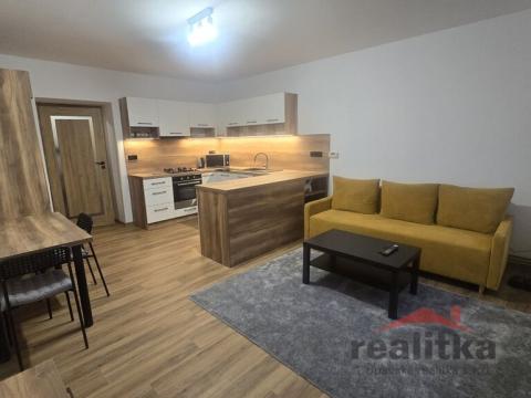 Pronájem bytu 2+kk, Opava, Pekařská, 47 m2