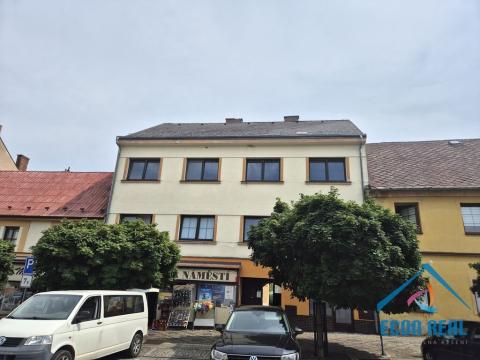 Prodej činžovního domu, Benátky nad Jizerou - Benátky nad Jizerou I, Husovo náměstí, 807 m2