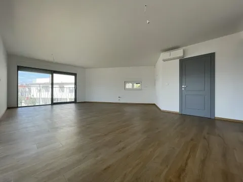 Prodej bytu 4+kk, Baška Voda, Chorvatsko, 101 m2