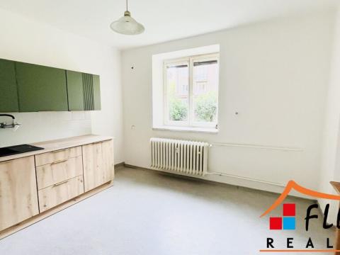 Pronájem bytu 2+1, Ostrava, Budovatelská, 56 m2