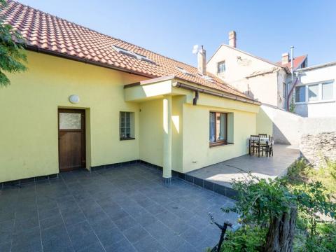 Prodej vícegeneračního domu, Týnec nad Labem, Masarykovo náměstí, 159 m2