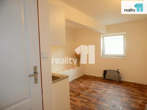 Pronájem bytu 1+kk, Praha - Hrdlořezy, Českobrodská, 20 m2