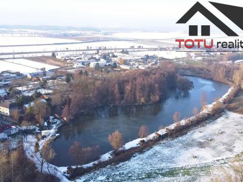 Prodej rybníku, Černožice, 44772 m2