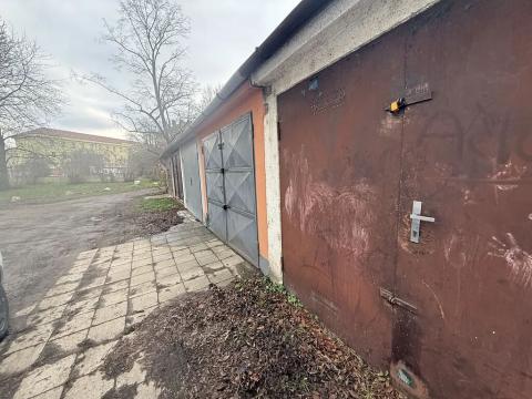 Pronájem garáže, Brno, Markéty Kuncové, 18 m2