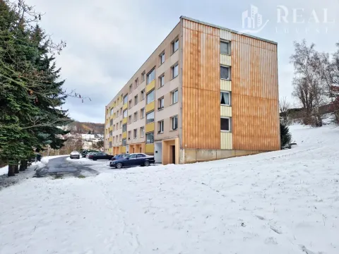 Prodej bytu 2+1, Meziboří, Nad parkem, 61 m2