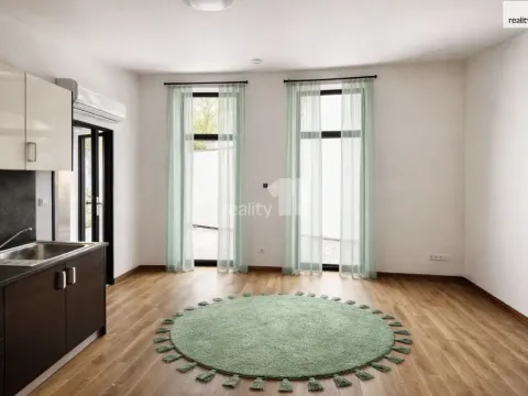 Pronájem rodinného domu, Praha - Michle, Michelská, 34 m2