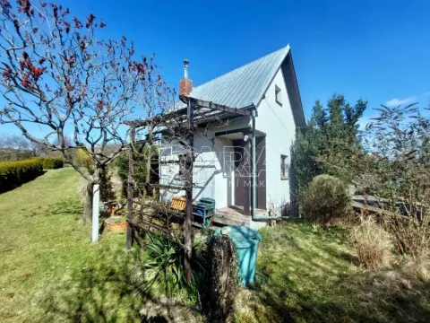 Pronájem chaty, Kralupy nad Vltavou, U Studánky, 26 m2