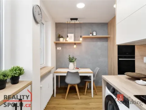 Prodej bytu 2+1, Praha - Troja, Na Šutce, 56 m2