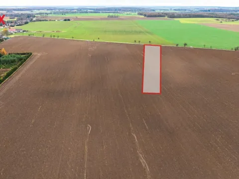 Prodej podílu 4/9 pole, Jičín, 14408 m2