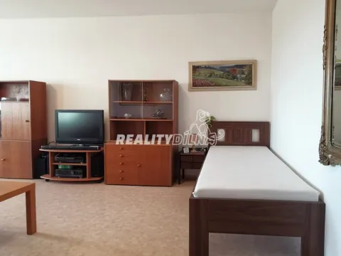 Pronájem bytu 1+1, Odolena Voda, Nad Štolami, 39 m2