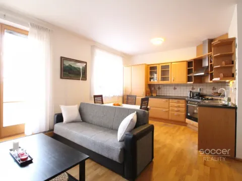 Pronájem bytu 2+kk, Praha - Břevnov, Závěrka, 69 m2