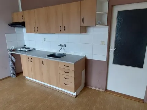 Pronájem bytu 1+kk, Valašské Meziříčí, Luční, 37 m2