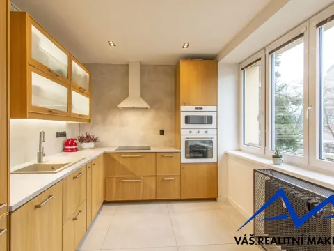 Prodej bytu 3+1, Ostrava, Hlavní třída, 85 m2