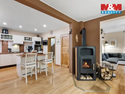 Prodej rodinného domu, Liberec - Liberec XXX-Vratislavice nad Nisou, Pivovarská, 138 m2