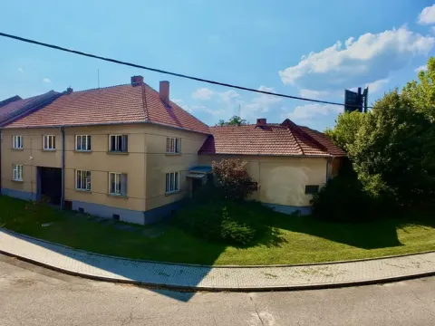 Prodej rodinného domu, Drysice, 349 m2