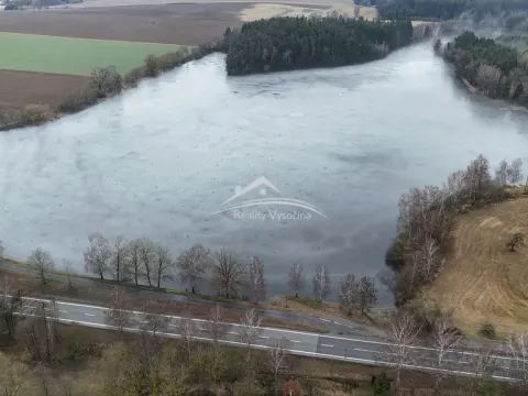 Prodej rybníku, Kamenice nad Lipou - Vodná, 138387 m2