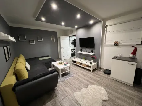 Pronájem bytu 3+1, Pardubice - Polabiny, kpt. Bartoše, 60 m2