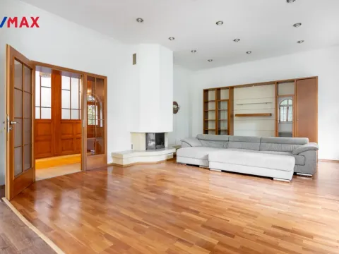 Prodej bytu 3+kk, Karlovy Vary, Krále Jiřího, 120 m2