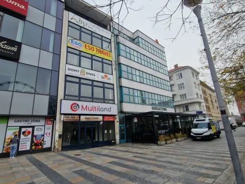 Pronájem obchodního prostoru, Ostrava - Moravská Ostrava, Masarykovo náměstí, 678 m2