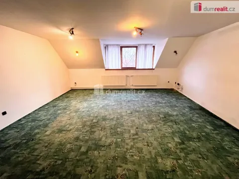 Pronájem bytu 5+1, Uherské Hradiště - Mařatice, Jižní, 145 m2