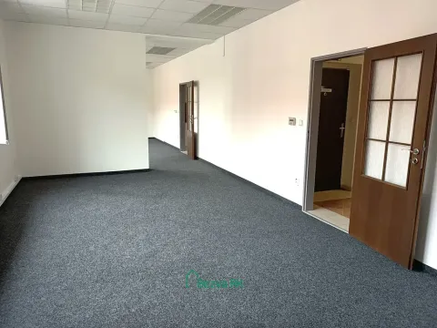 Pronájem kanceláře, Beroun, Plzeňská, 108 m2