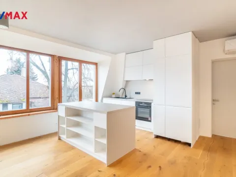Pronájem bytu 5+kk, Praha, U krčské vodárny, 136 m2