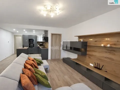 Pronájem bytu 3+kk, Praha - Vysočany, Ivana Hlinky, 95 m2