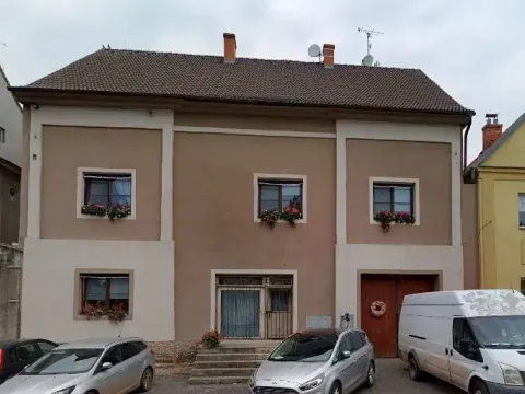 Prodej rodinného domu, Lišany, 337 m2